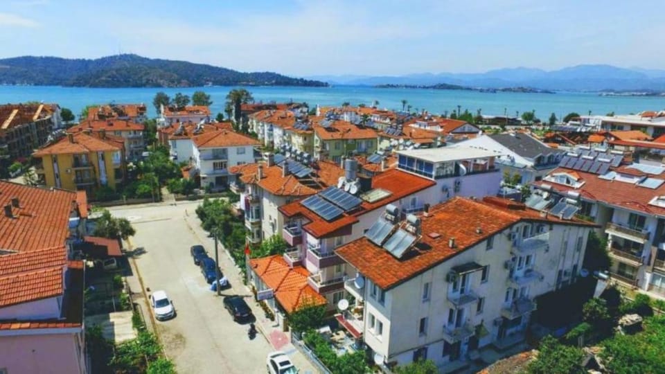 Property building, View (from property/room), Sea view, Street view