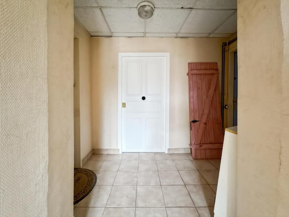 La White box Apartment in Auvergne-Rhône-Alpes