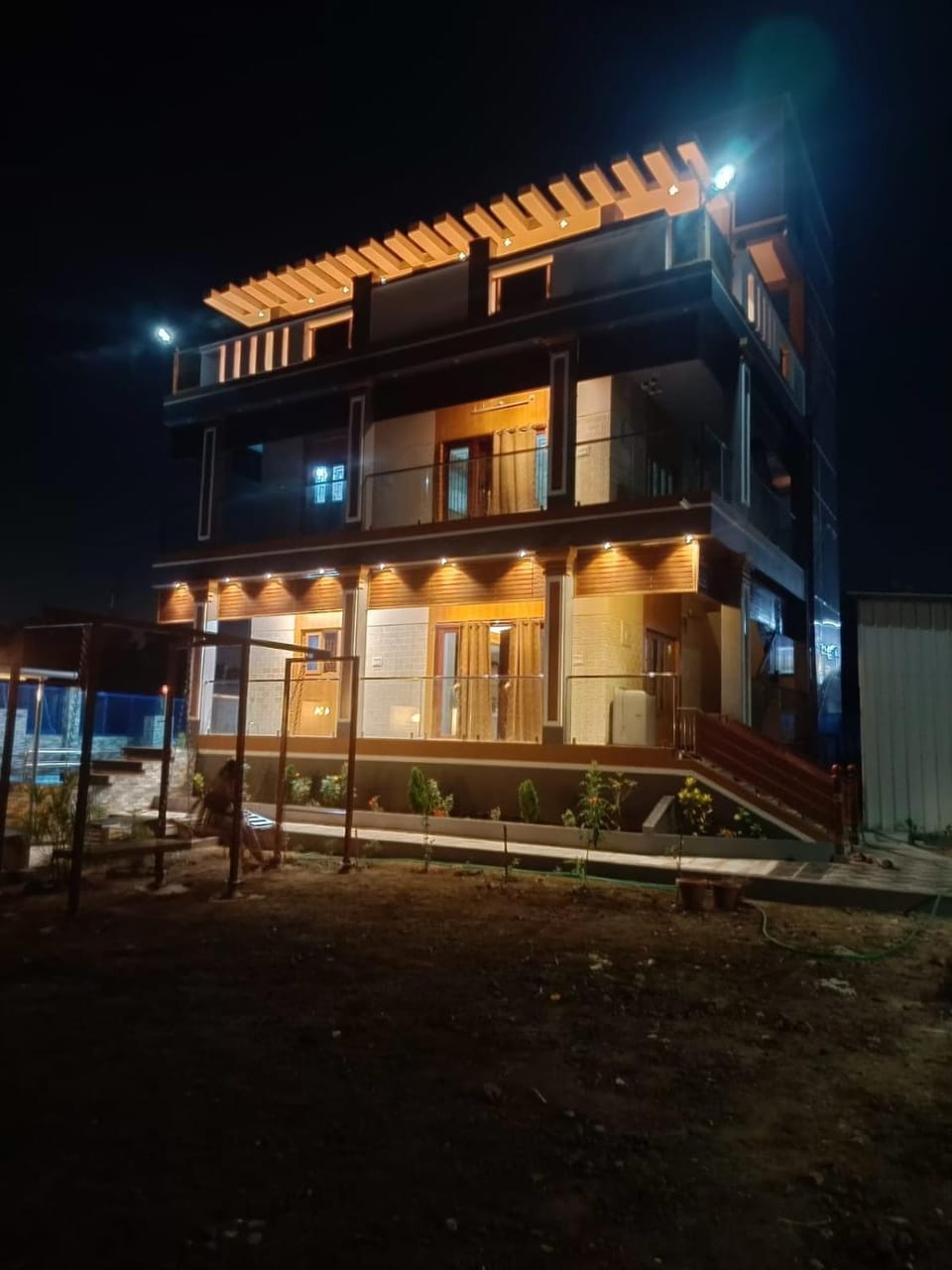 Property building, Night