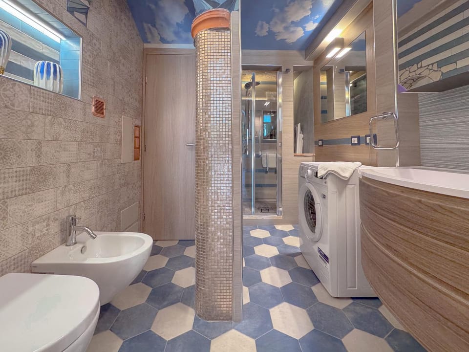 Villa Antolina - Il Cielo In Una Stanza by Host Hero Apartment in San Benedetto del Tronto