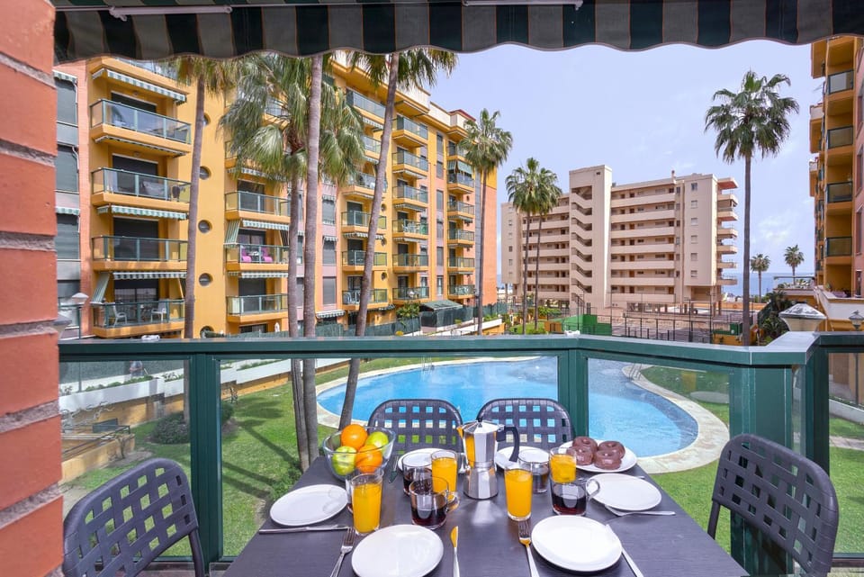 Balcony/Terrace, Pool view, Swimming pool