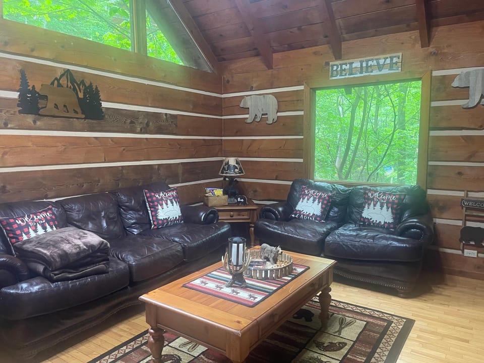 Hidden Treasure House in Gatlinburg