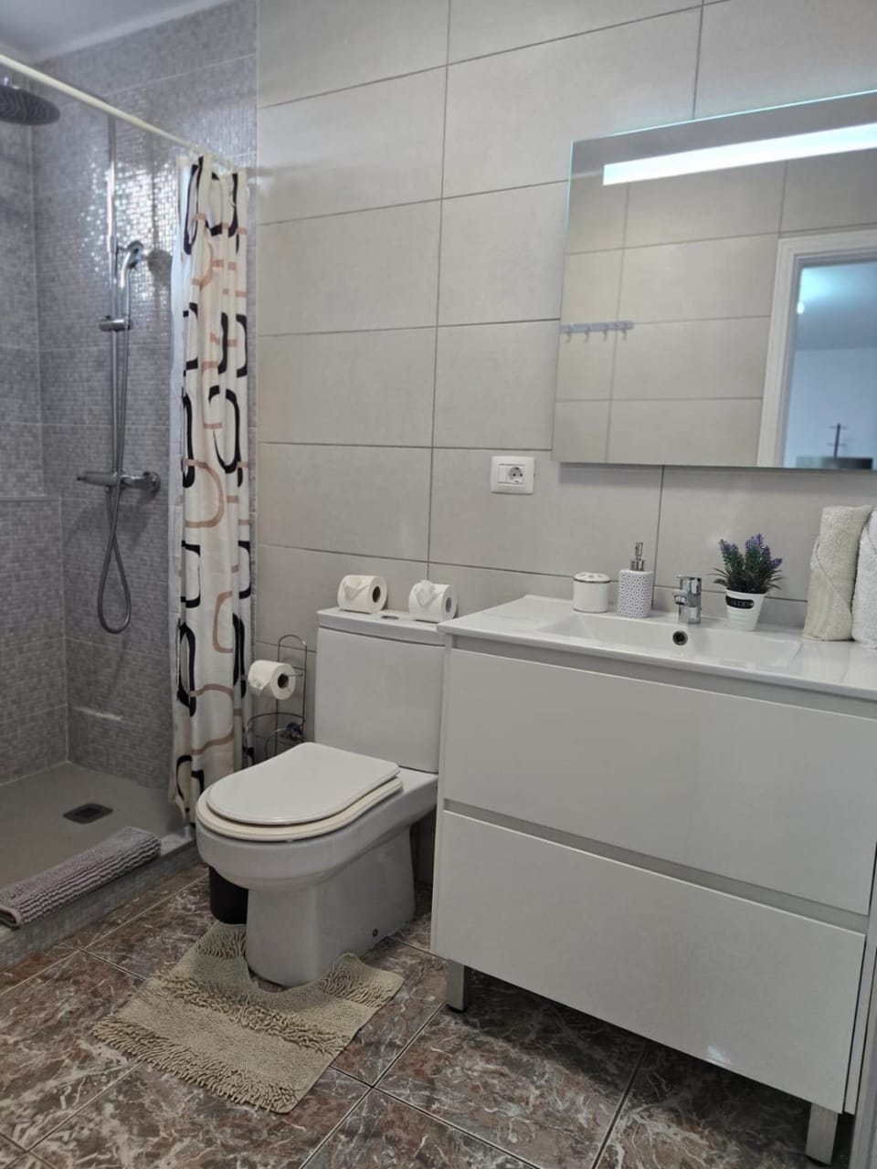 Apartment las Floritas Apartment in Playa de las Americas