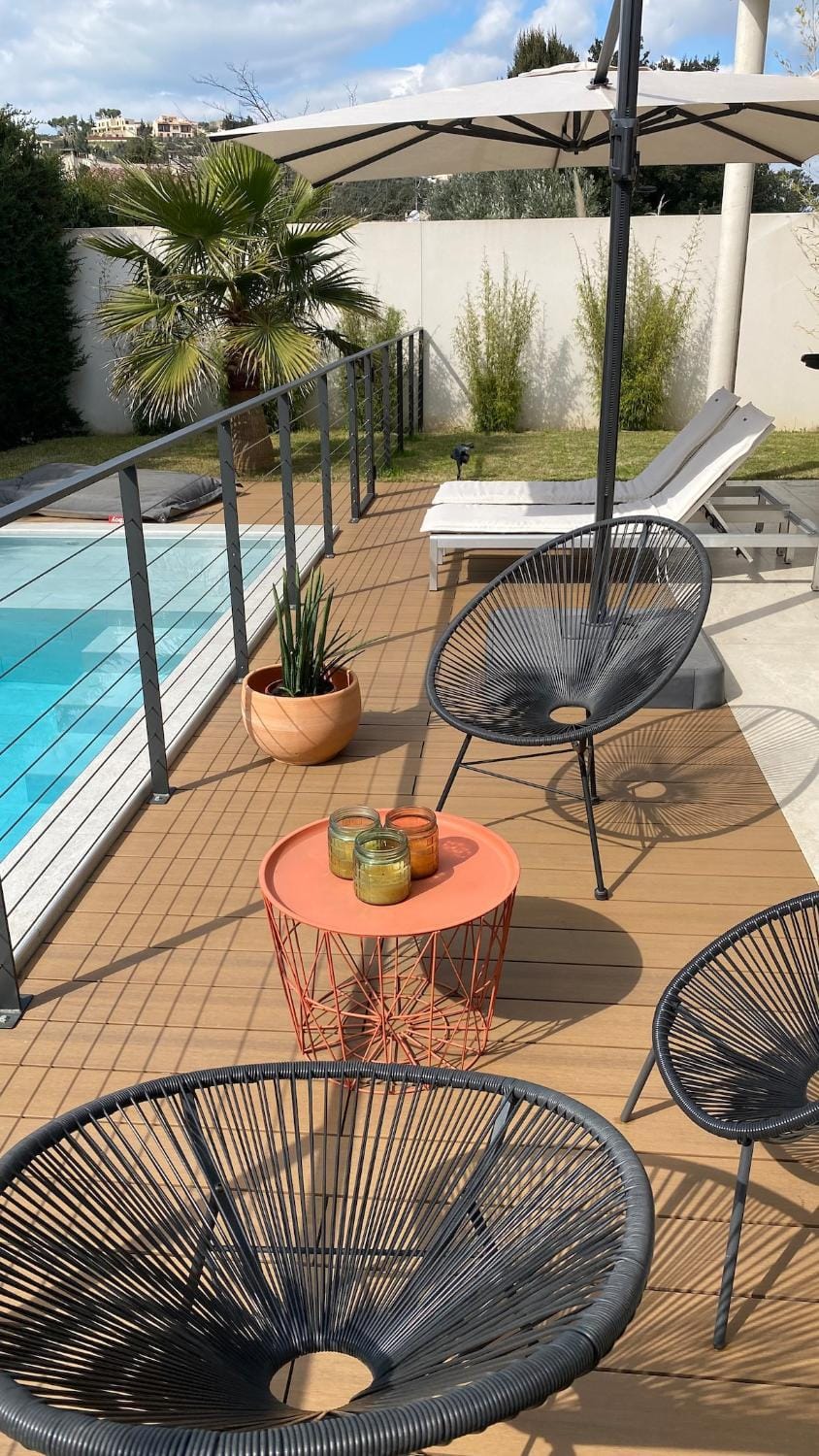 Villa moderne avec piscine Villa in Villeneuve-lès-Avignon