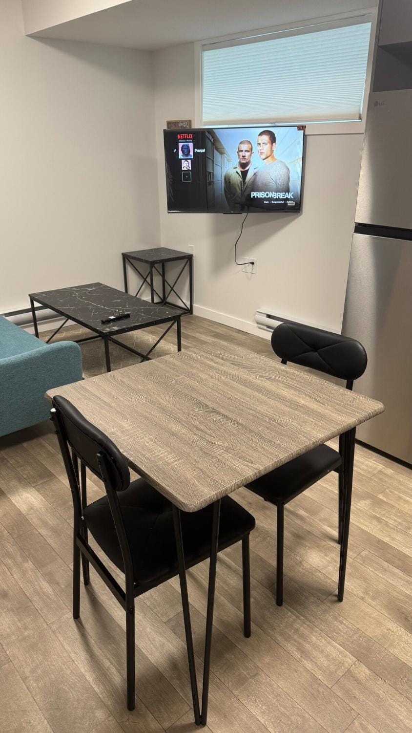 1 bedroom- 1 bath private suit Apartment in Regina
