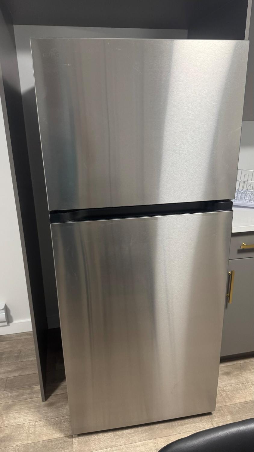 1 bedroom- 1 bath private suit Apartment in Regina