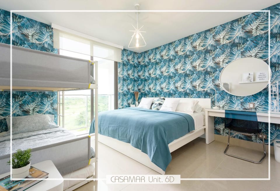 Bed, Photo of the whole room, Decorative detail, Seating area, Bedroom, bunk bed, Family, furniture, internet