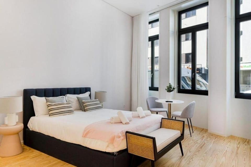 Bed, Photo of the whole room, towels