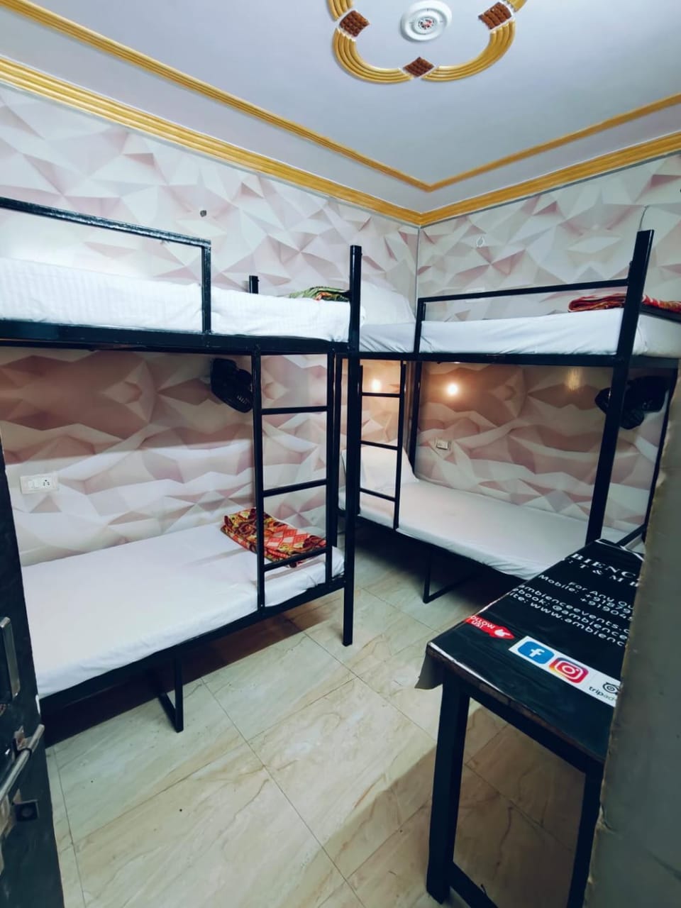 bunk bed