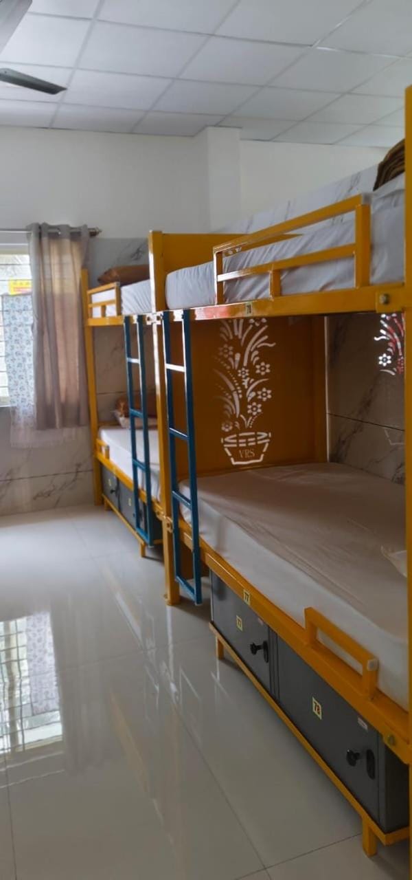 V R S Luxury AC & NON AC Male Dormitory Hostel in Mysuru