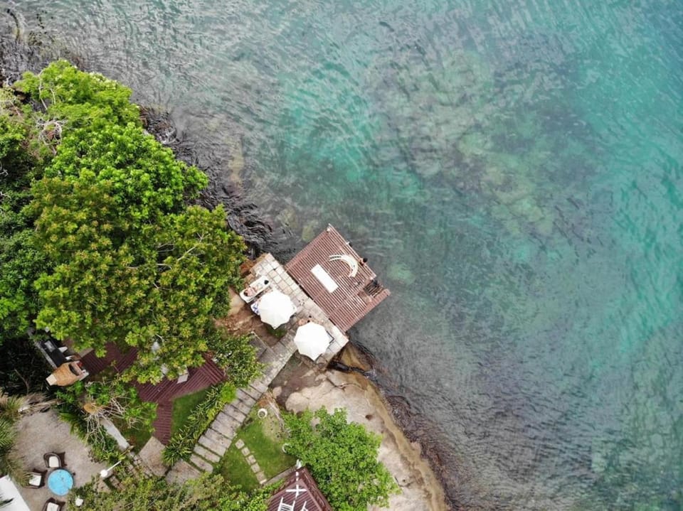 Linda e espetacular Casa Frente ao Mar-Praia da Aripeba-Ilha Grande House in Angra dos Reis