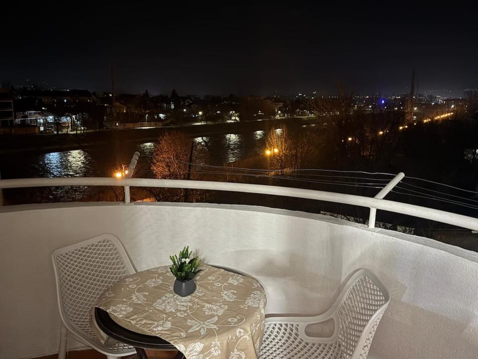 Night, View (from property/room), Balcony/Terrace