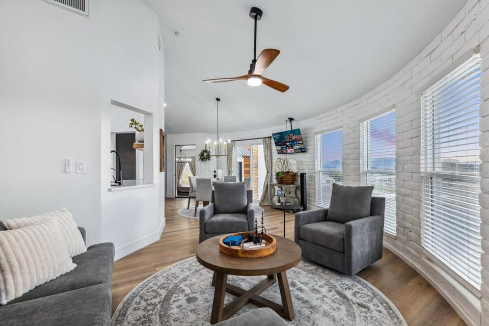 The Castle, A Luxury Compound Retreat House in Lake Havasu City