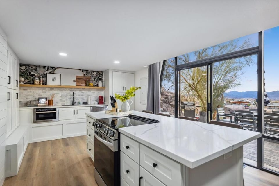 The Castle, A Luxury Compound Retreat House in Lake Havasu City