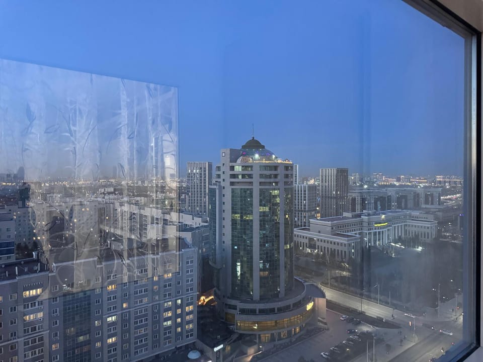 Лучшее расположение Байтерек, Хан Шатыр, Экспо рядом Apartment in Kazakhstan