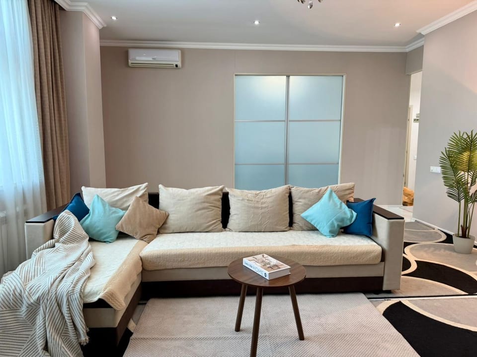 Лучшее расположение Байтерек, Хан Шатыр, Экспо рядом Apartment in Kazakhstan