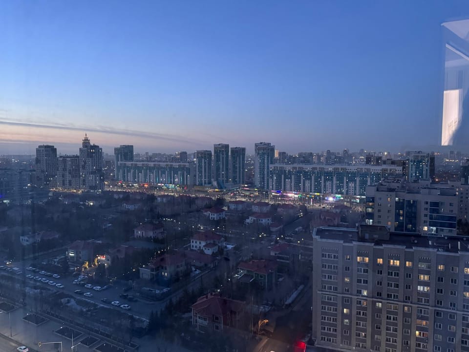 Лучшее расположение Байтерек, Хан Шатыр, Экспо рядом Apartment in Kazakhstan