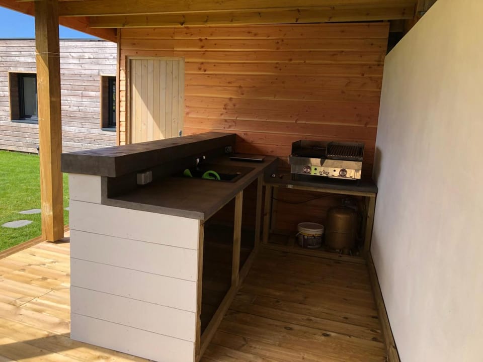 BBQ facilities, stove