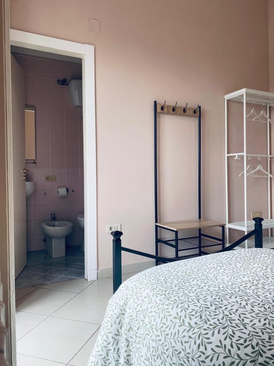Noviello Apartments VIA DEI MILLE 4 posti Apartment in Naples