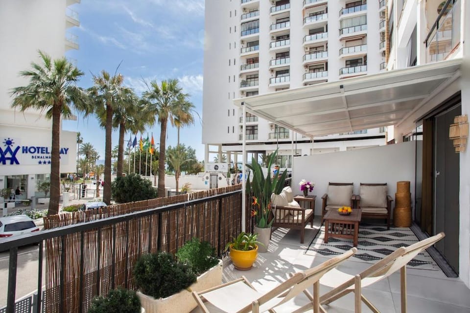 Patio, Day, View (from property/room), Balcony/Terrace, Seating area