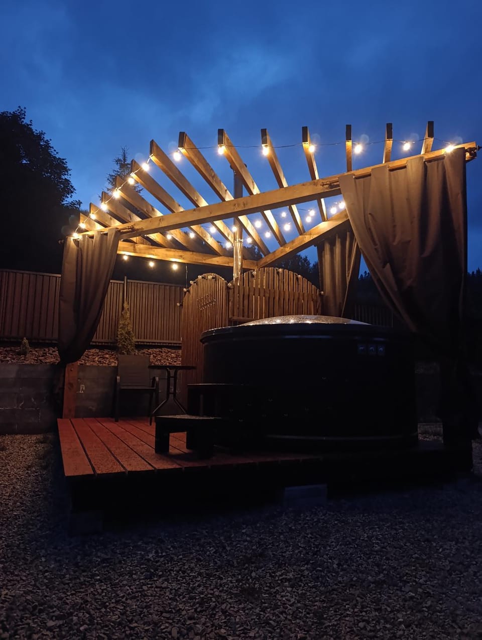 Котедж Арніка з Чаном House in Ukraine