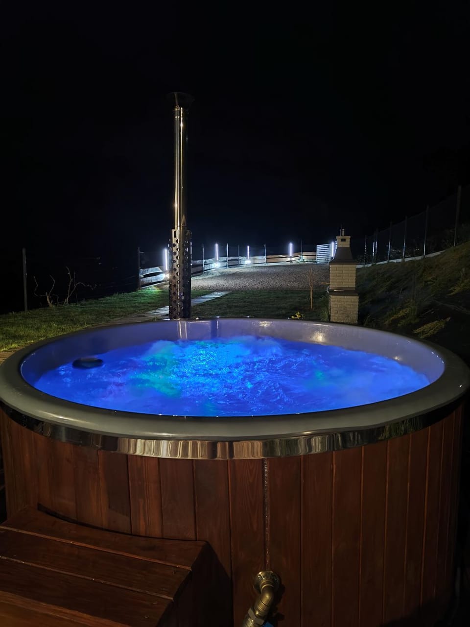 Hot Tub, Pool view, Swimming pool, Swimming pool