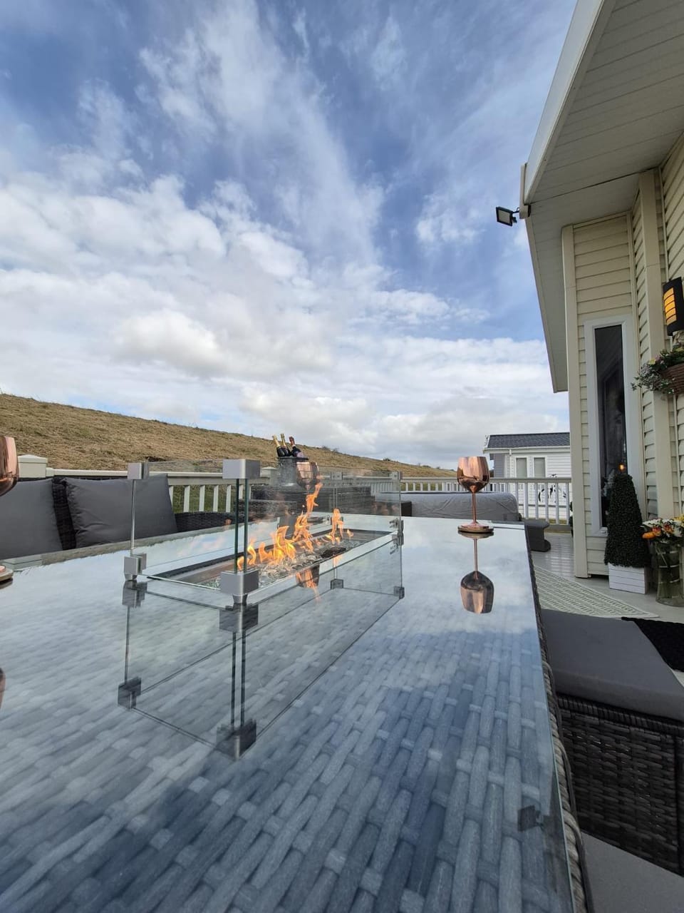 Blue Lagoon with hot tub Campground/ 
RV Resort in Tendring District