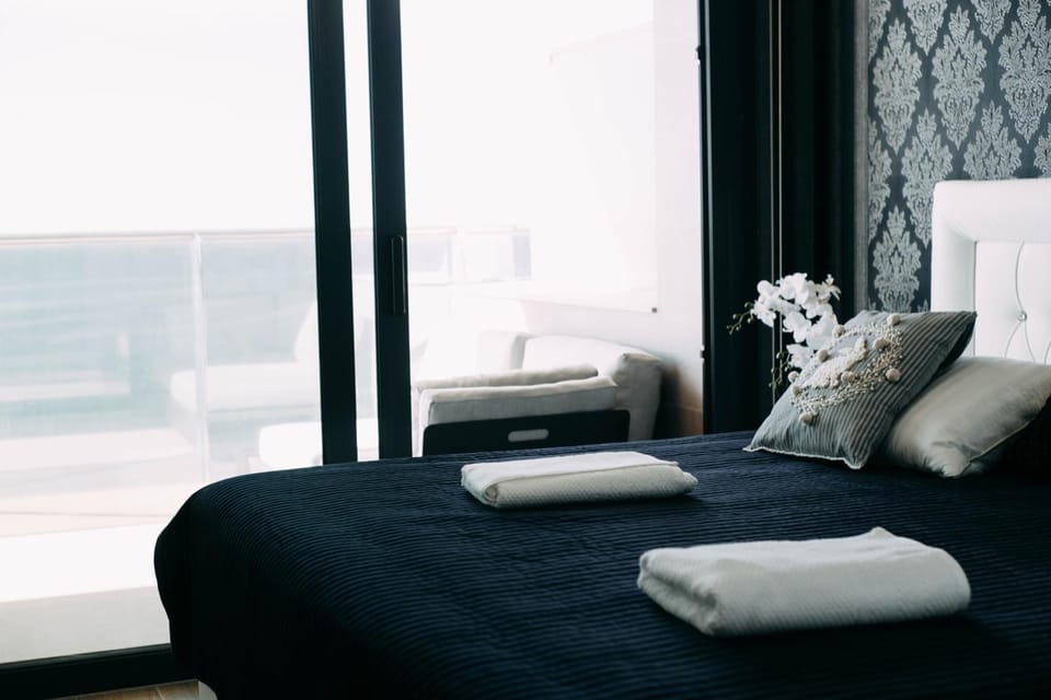 Bed, View (from property/room), Bedroom, Sea view