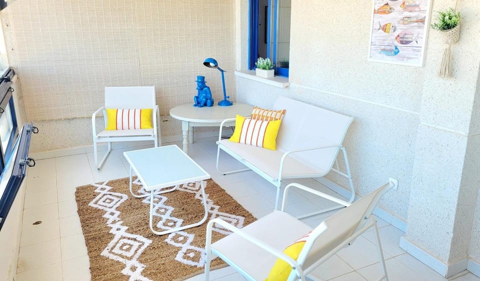 Patio, Balcony/Terrace, Living room