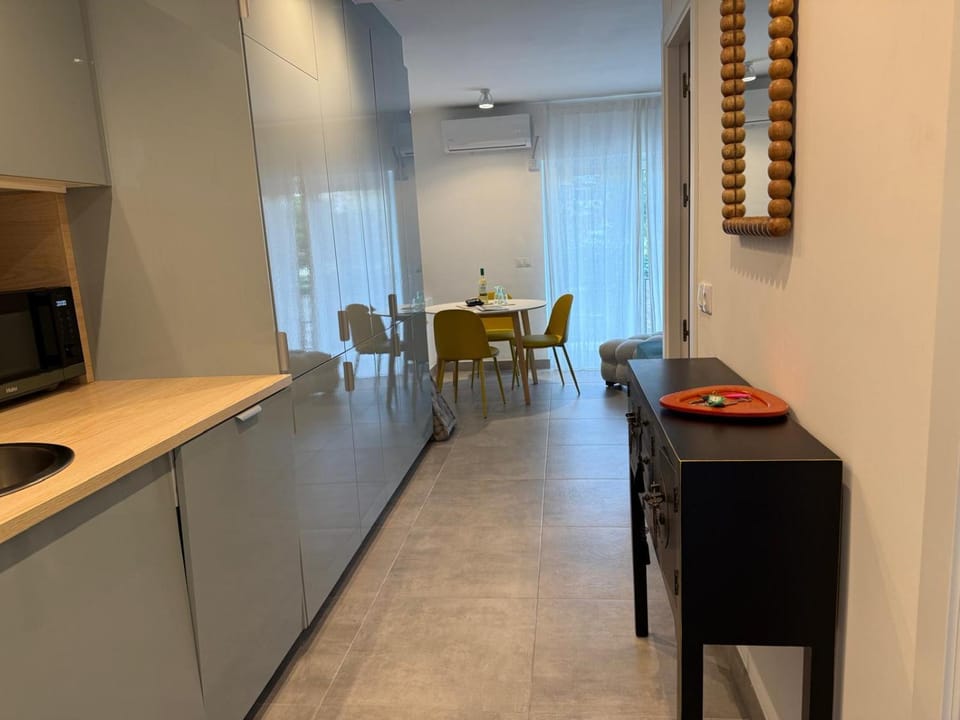 Colmena 69 - City Center - Swimming pool Apartment in Torremolinos
