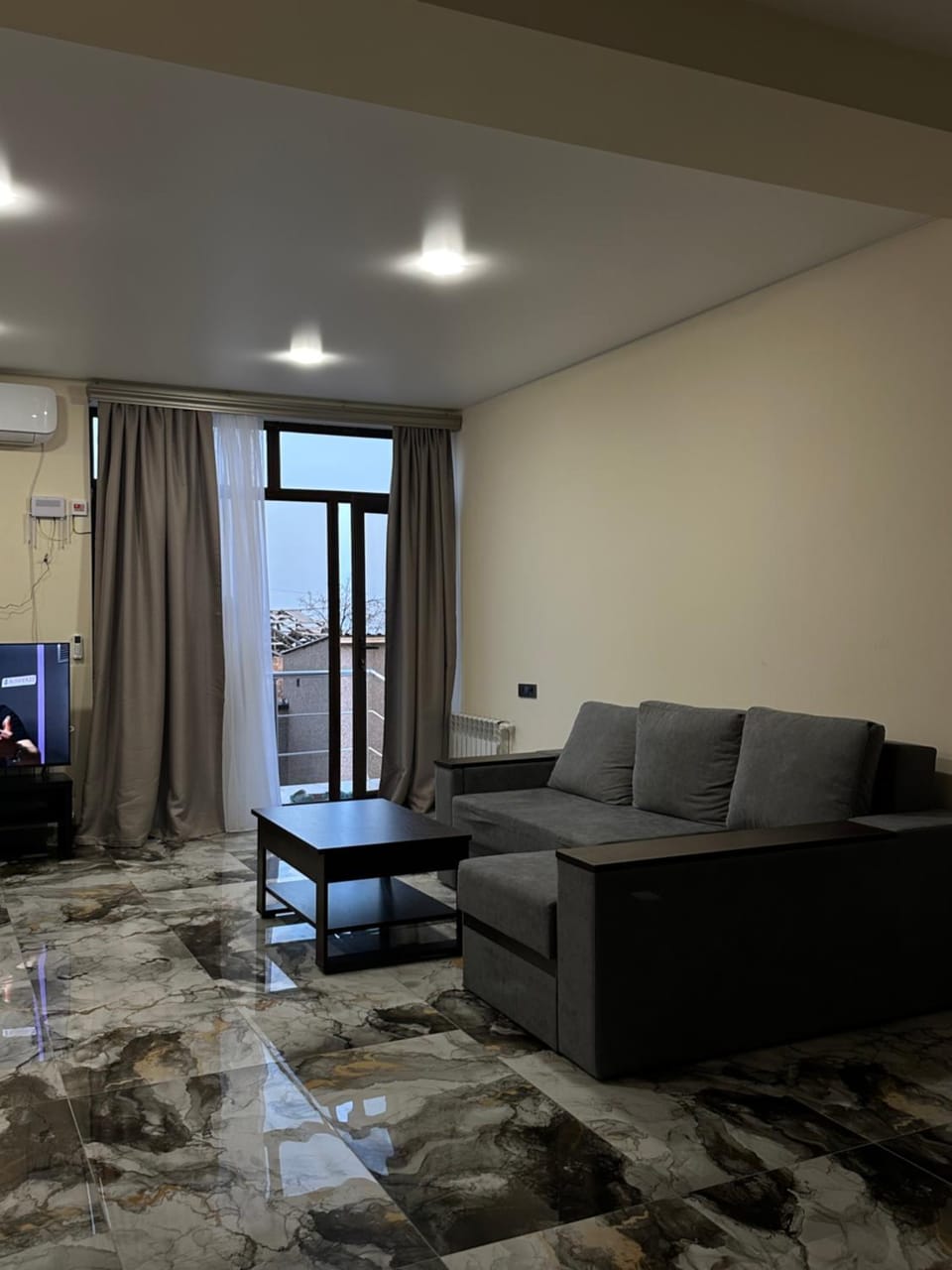 TV and multimedia, Living room, Seating area
