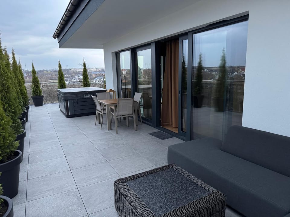 Balcony/Terrace, Balcony/Terrace, Seating area