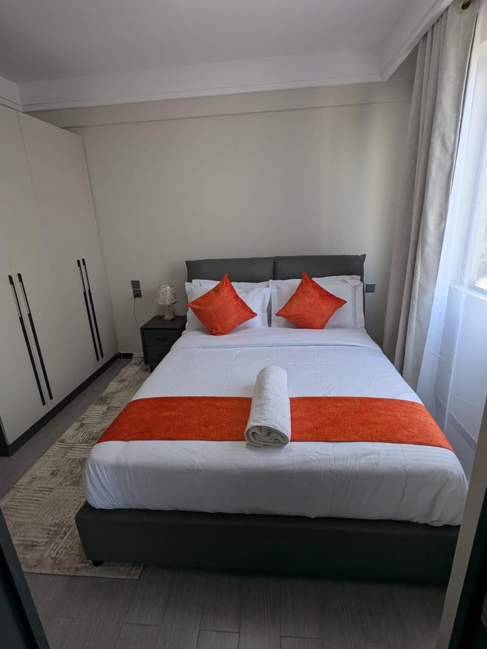 Photo of the whole room, Bedroom