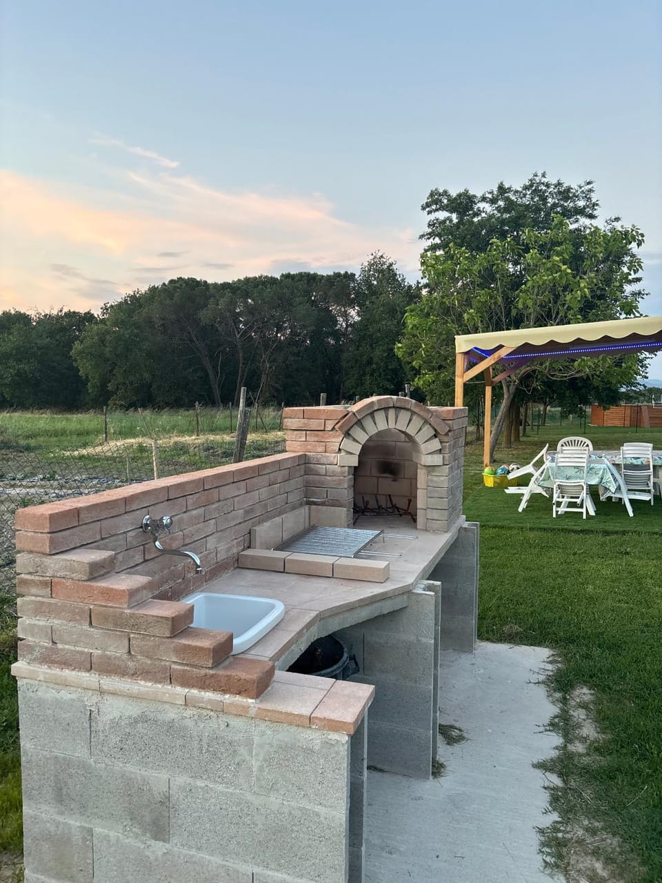 BBQ facilities, BBQ facilities, Dining area, Sunset