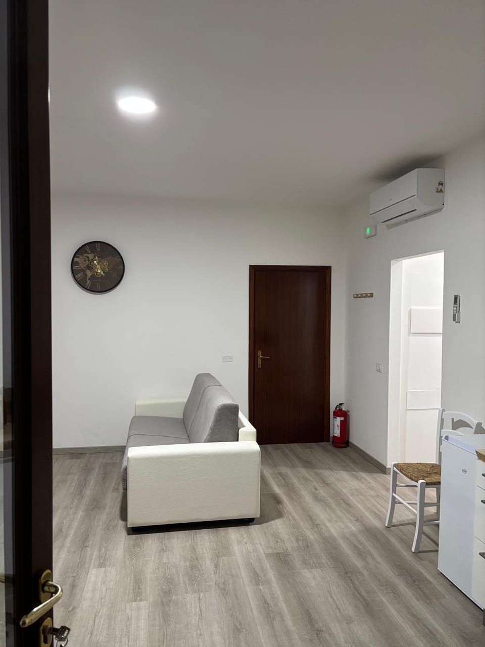 Living room, air conditioner