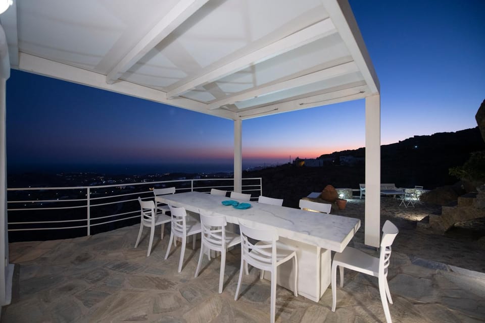 Infinity Élite Estate Villa in Mykonos, Mikonos 846 00, Greece