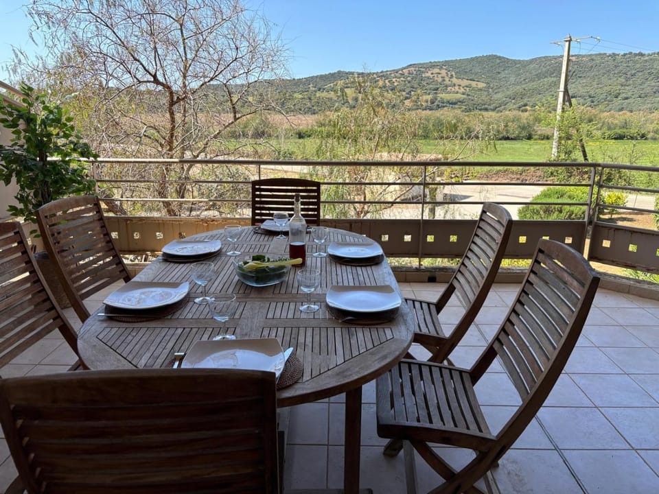 Balcony/Terrace, Dining area