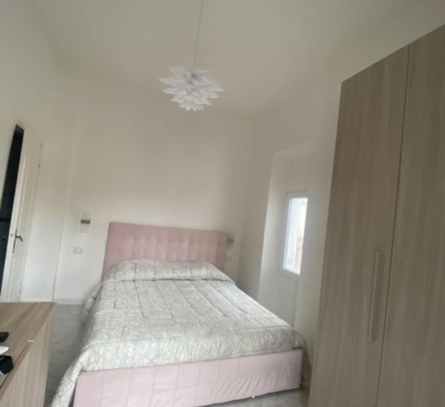 Bed, Photo of the whole room, Bedroom, wardrobe