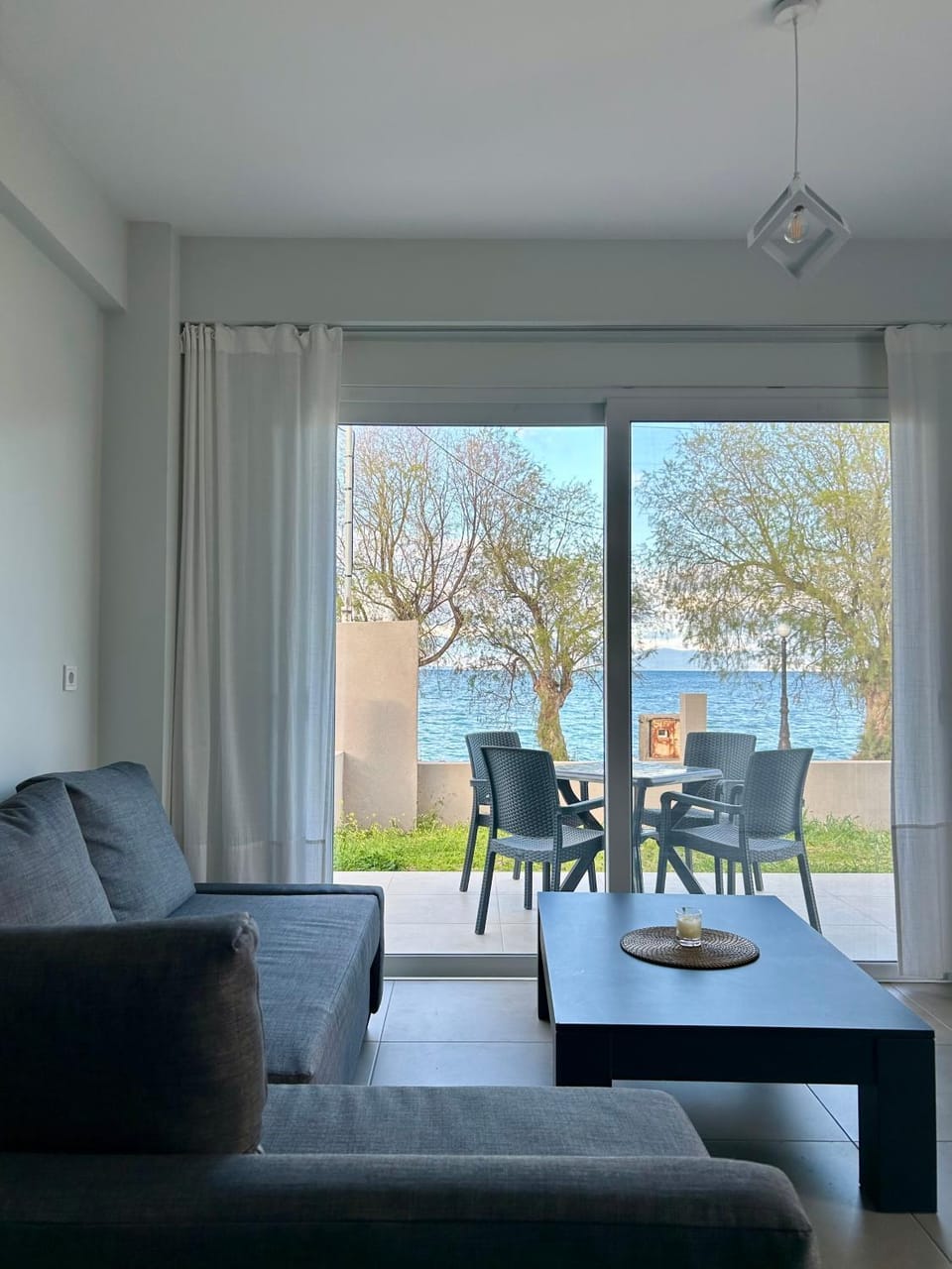 Living room, Sea view