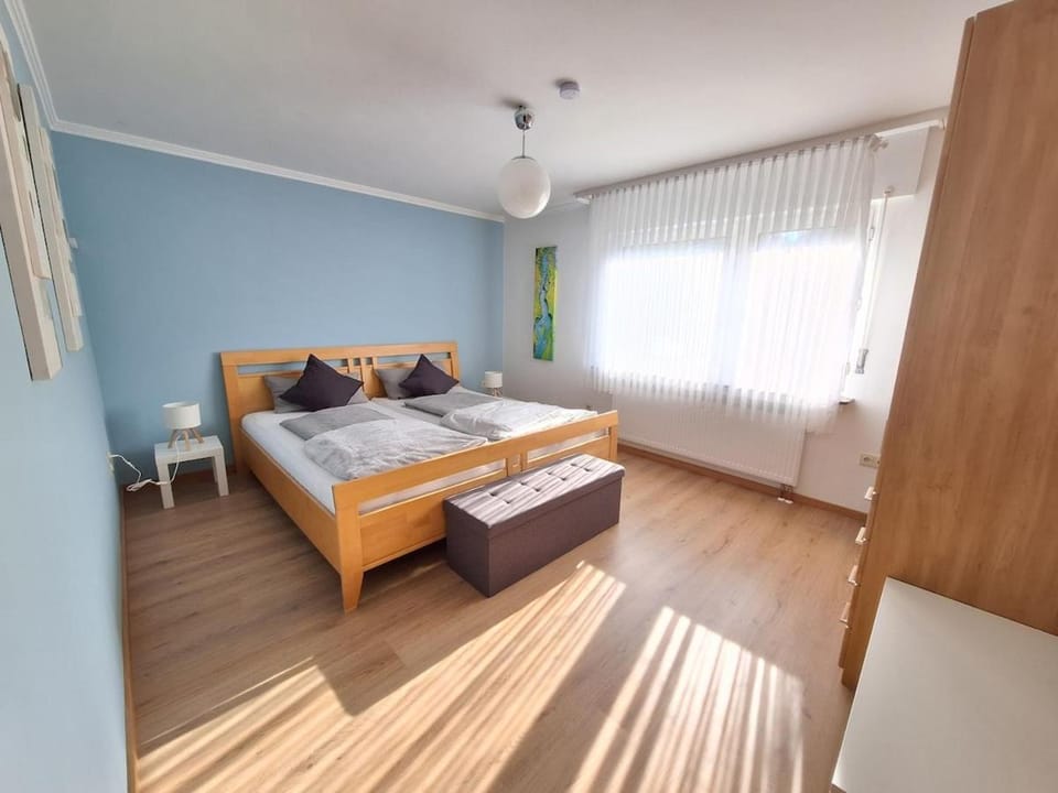 Bed, Photo of the whole room, Bedroom, wardrobe