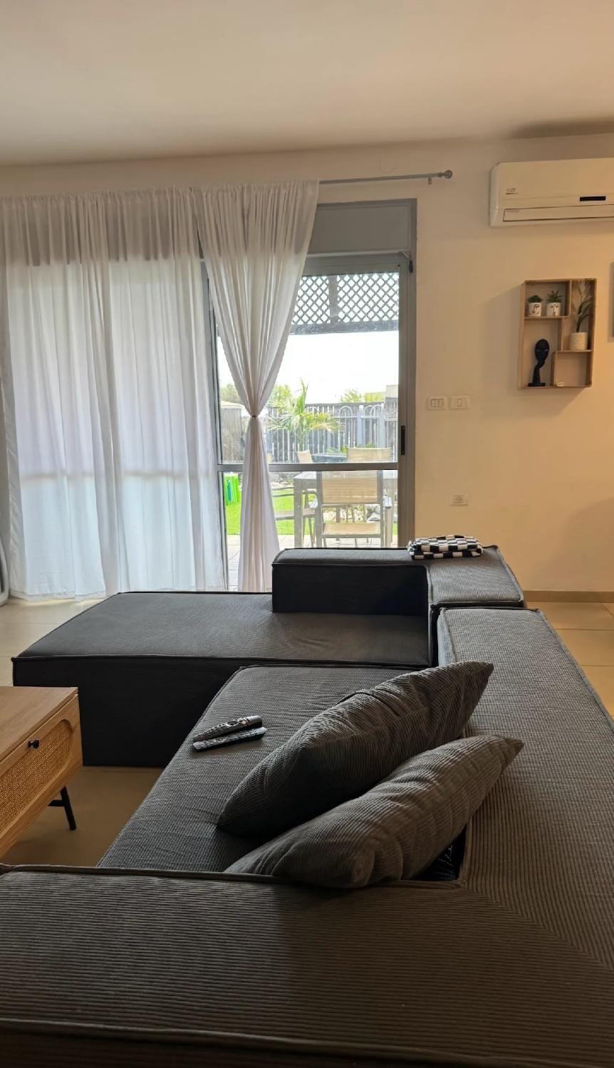 Ray Guest Unit Apartment in North District