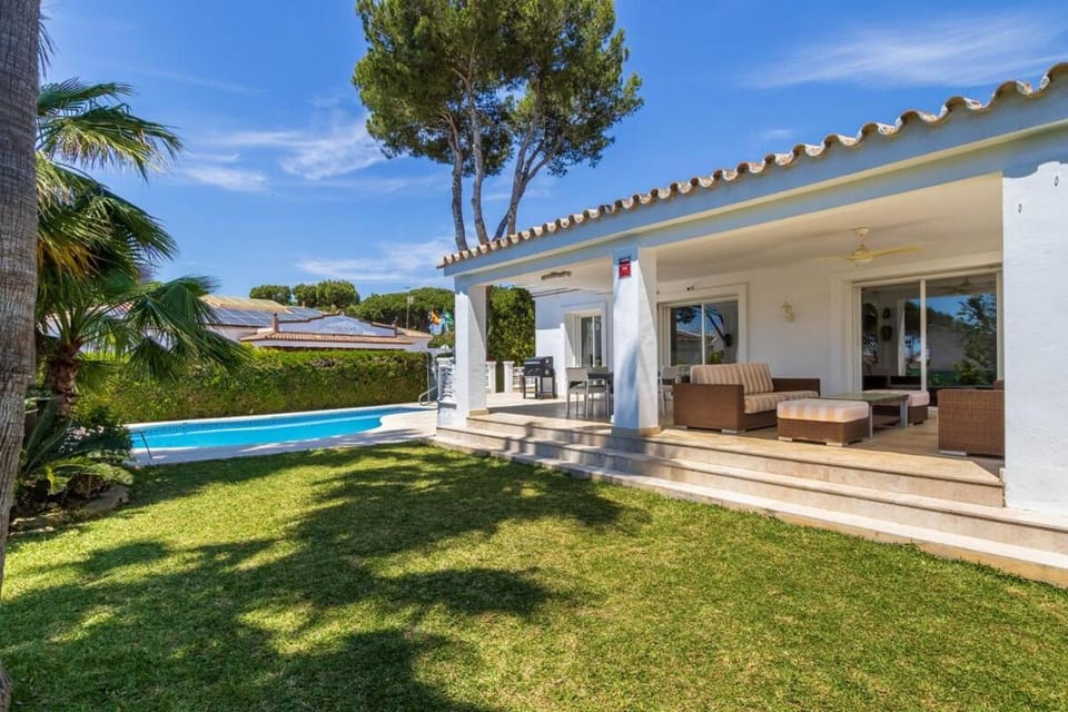 Villa Roco Marbella private pool and sea view Villa in Marbella