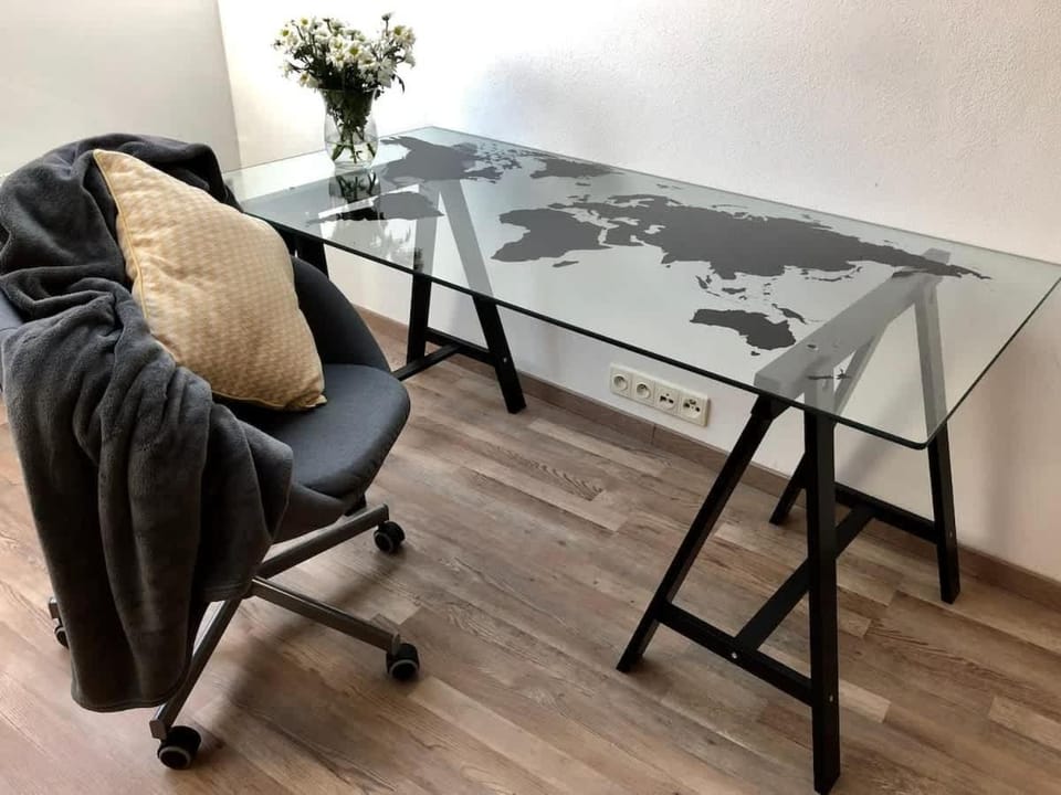 Seating area, Bedroom