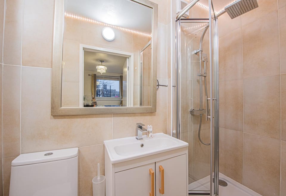 Lovely 3 bed house with Garden Apartment in City of Westminster