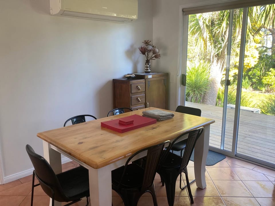 6 Wrights Close, Mallacoota House in Mallacoota