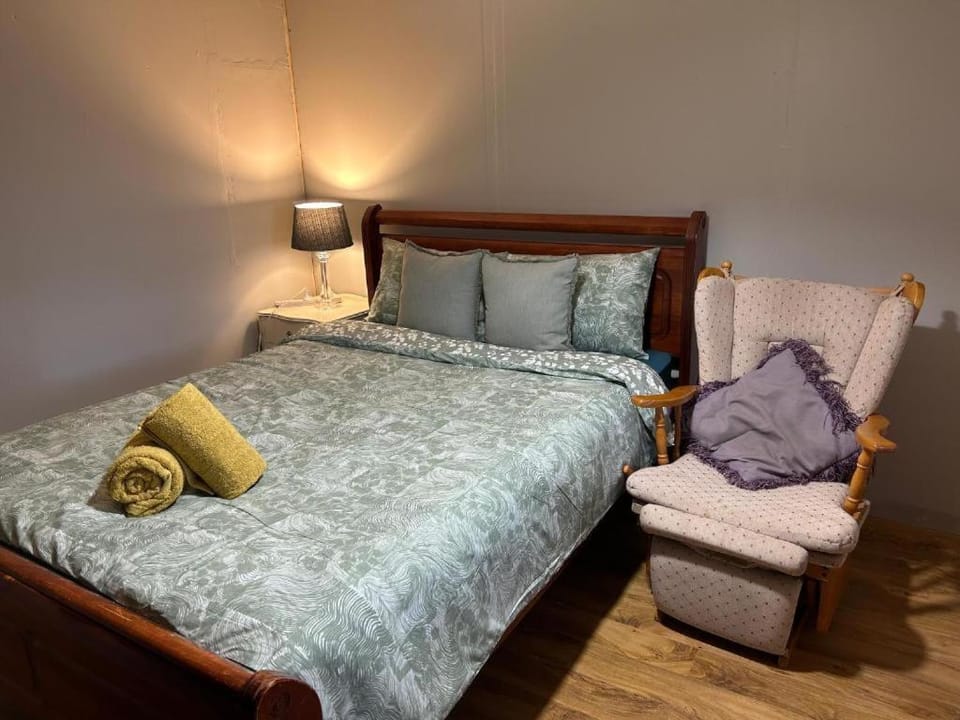 lovely double room share bathroom and kitchen Vacation rental in Canning Vale