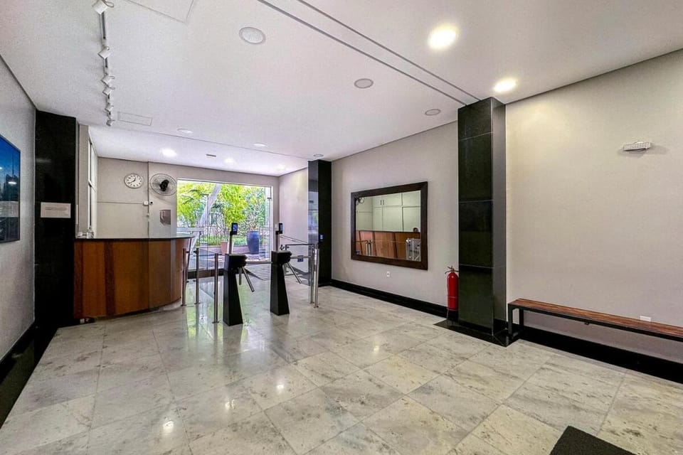 PA0608 - Lindo e espaçoso Studio na Avenida Paulista a 1 min do MASP Apartment in Sao Paulo City