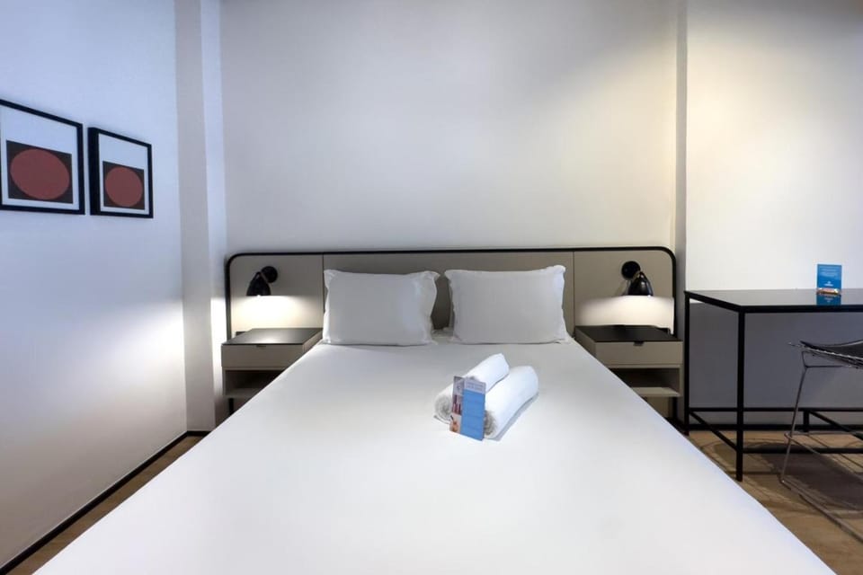 PA0608 - Lindo e espaçoso Studio na Avenida Paulista a 1 min do MASP Apartment in Sao Paulo City