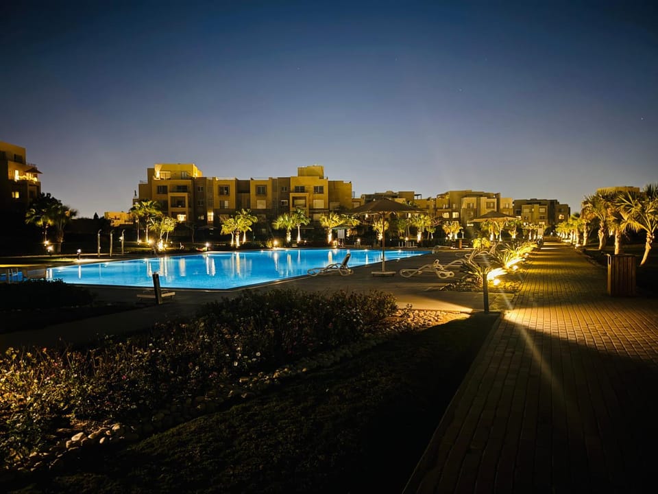 Luxury resort living Palm Parks Sheikh Zayed City Apartment in Egypt