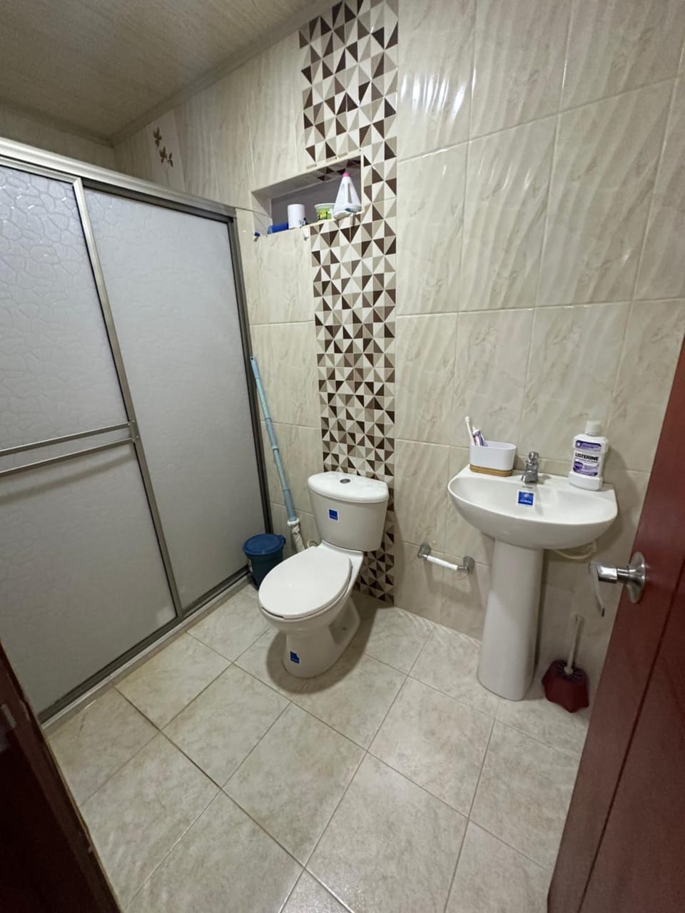 Shower, Toilet, Bathroom